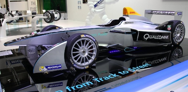 Carro da nova Fórmula E é apresentado na Alemanha - AFP PHOTO / DANIEL ROLAND