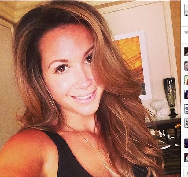 Mandy Capristo, namorada de Özil - Reprodução/Instagram