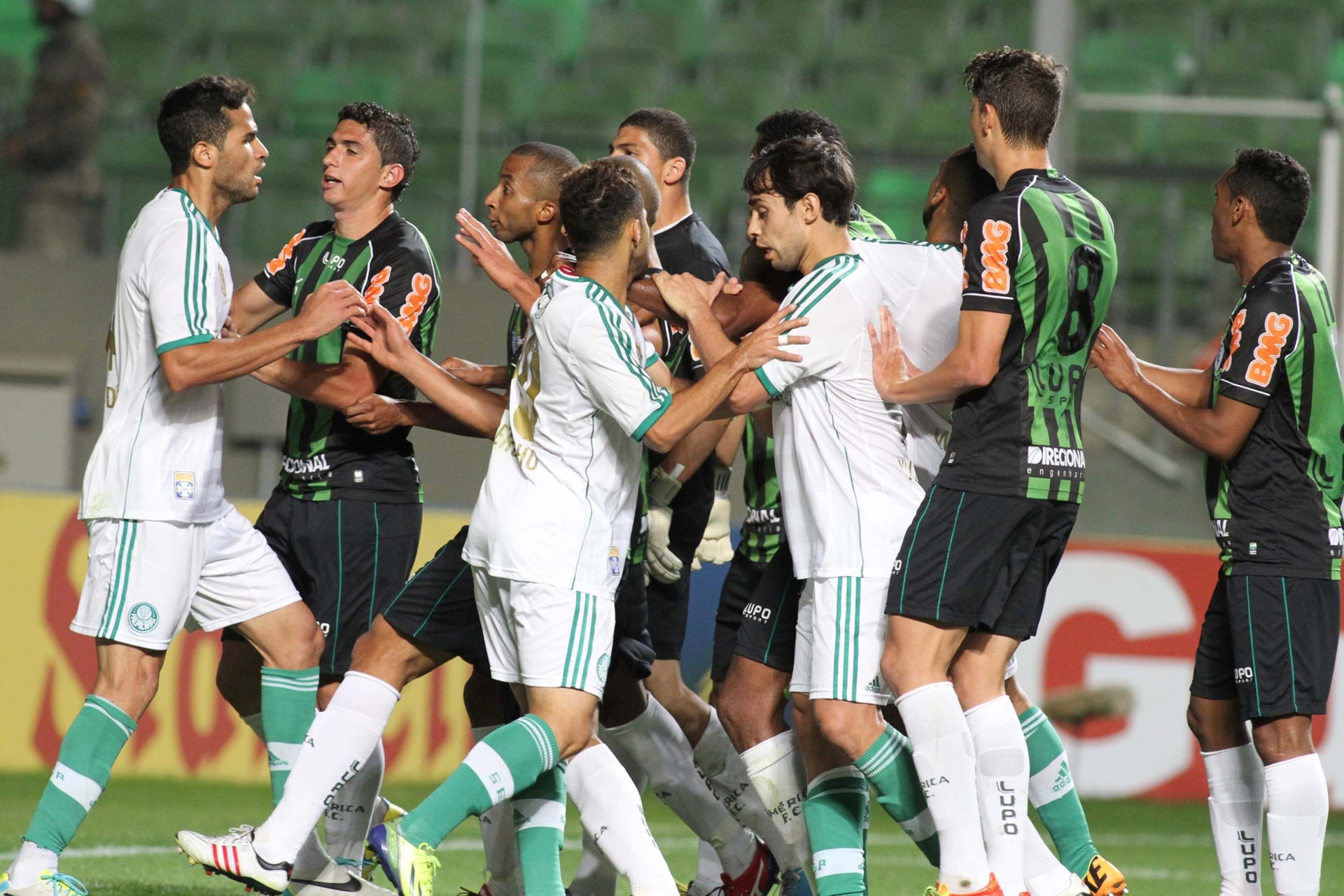 Fotos: Série B neste sábado - 14/09/2013 - UOL Esporte
