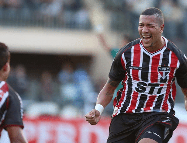 Zagueiro Antônio Carlos está recuperado de lesão e pode voltar ao São Paulo - Rubens Chiri/saopaulofc.net