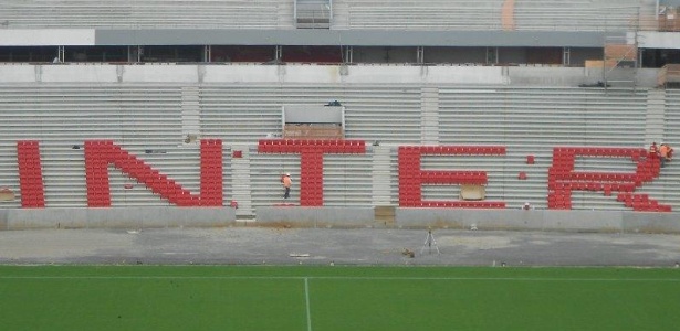 Construtora fez um mosaico com cadeiras para homenagear o Internacional e os torcedores do clube