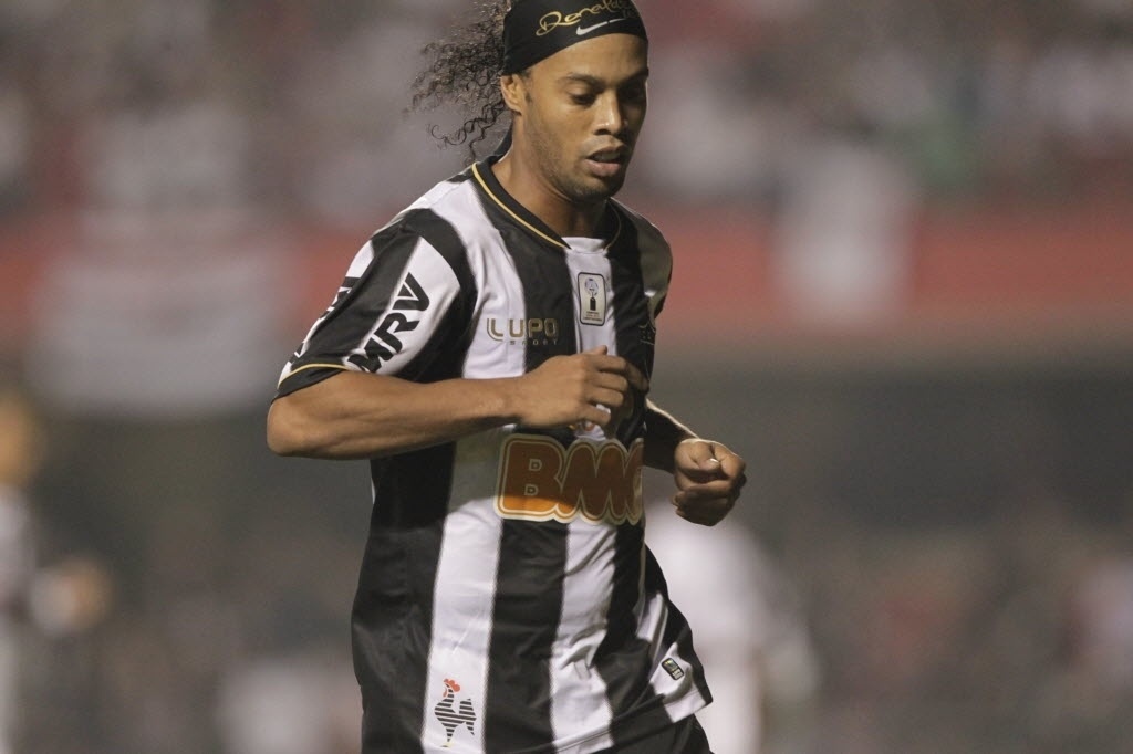 18.set.2013 - Ronaldinho Gaúcho durante partida do Atlético-MG contra o São Paulo no Morumbi