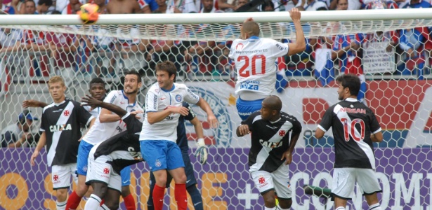 Vasco e Bahia empataram por 0 a 0, mas jogo foi animado, com diversas chances de gol - Romildo de Jesus/Futura Press/Estadão Conteúdo