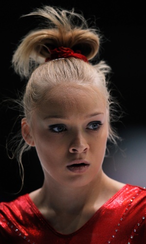 02.out.2013 - Tatiana Nabieva, da Rússia, desponta como candidata ao título de musa do Mundial de Ginástica da Antuérpia