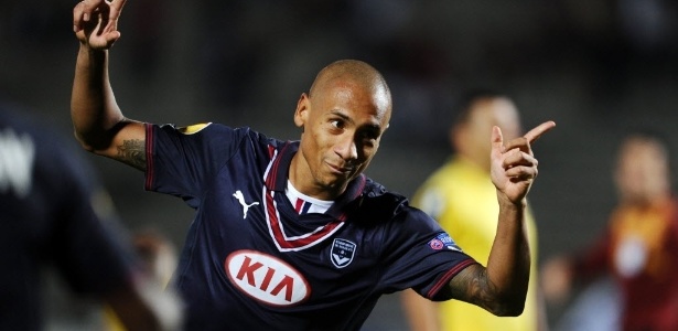 Jussiê, ex-Cruzeiro, defendeu as cores do Bordeaux, da França - AFP PHOTO / NICOLAS TUCAT