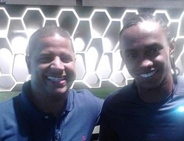 Marcelinho Carioca e Willian durante gravações do Futebol 360  - Reprodução/Facebook