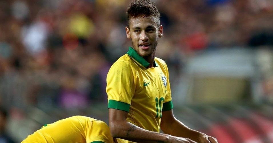 Neymar comemora ao abrir o placar para o Brasil contra a Coreia do Sul; seleção brasileira venceu amistoso em Seul por 2 a 0
