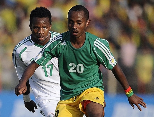 Etiópia (de verde) e Nigéria (de branco) se enfrentaram neste domingo, com vitória dos nigerianos por 2 a 1