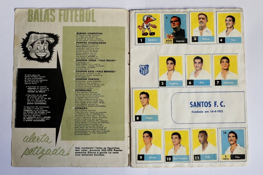 Álbum que traz primeira versão de Pelé em figurinhas traz ídolos santistas como Pagão e Del Vecchio - Reinaldo Canato/UOL