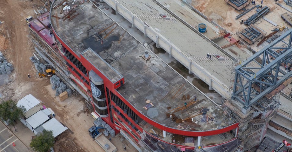 05.09.2013 - Governo federal divulgou imagens da obra da Arena da Baixada, estádio de Curitiba para a Copa