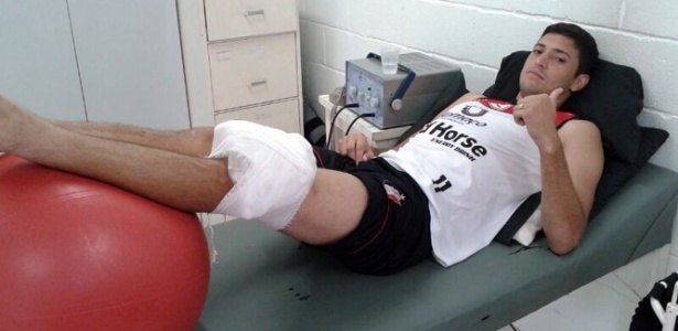O atacante Edu segue sua recuperação de uma grave lesão no joelho esquerdo - Site oficial do Joinville
