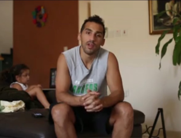 Zahir Belounis, jogador francês que foi liberado para deixar o Qatar após 17 meses