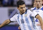 Aguero resolve, mas agride rival em vitória da Argentina sobre Bósnia - EFE/SARAH CONARD