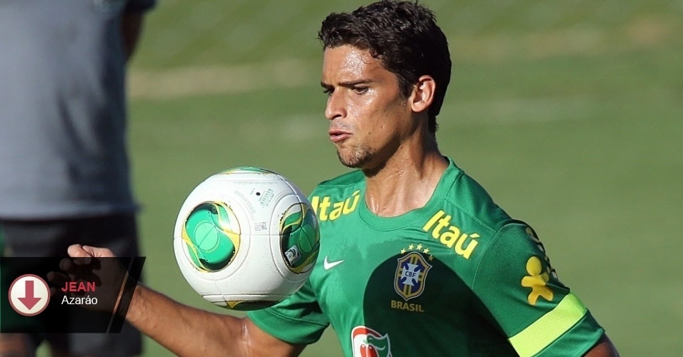 Jean - Volante do Fluminense foi para a Copa das Confederações por falta de opções na lateral, não agradou, e hoje tem poucas chances de voltar à lista para a Copa do Mundo.