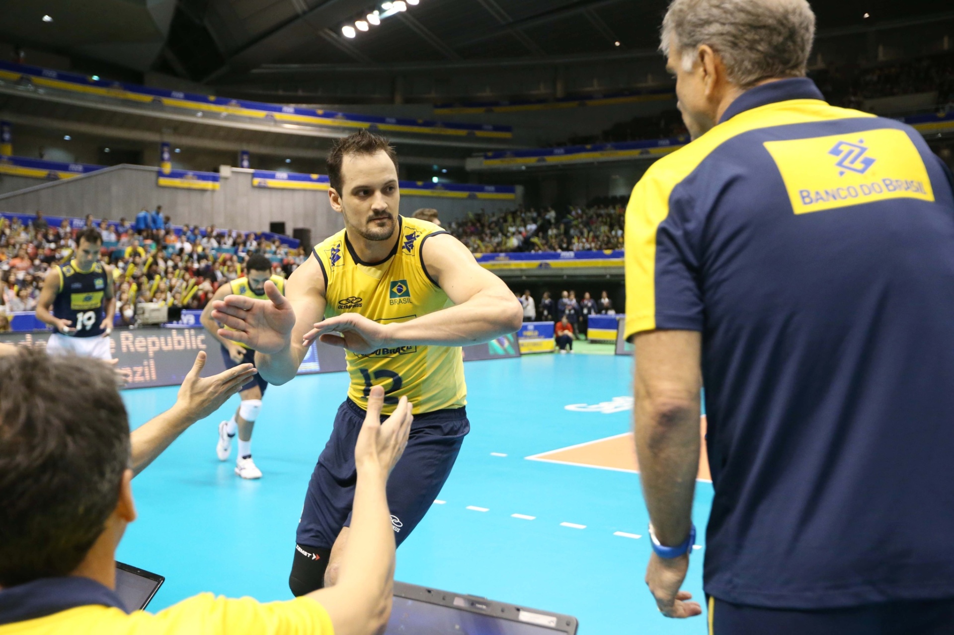 Fotos Brasil x Japão pela Copa dos Campeões 22/11/2013 UOL Esporte