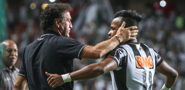 Atacante Fernandinho está na lista divulgada por Cuca, que inclui Ronaldinho e "lesionados" Réver e Guilherme - Bruno Cantini/site oficial do Atlético-MG