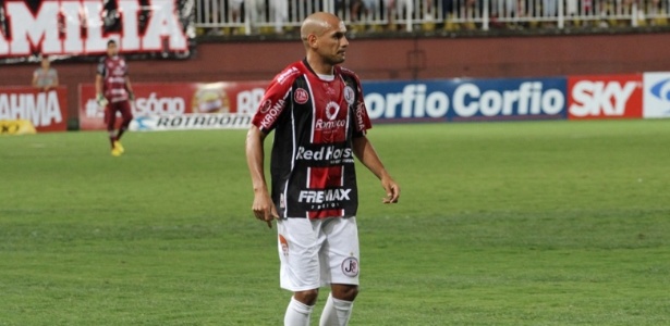 Marcelo Costa (foto) admitiu que Jael desobedeceu a ordem do técnico Hemerson Maria - Site oficial do Joinville