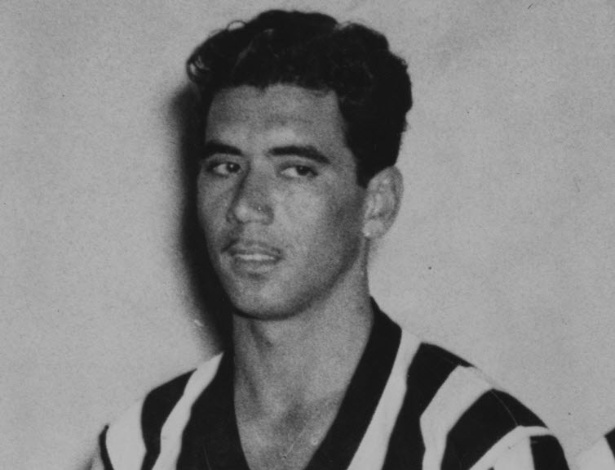 Nilton Santos, ídolo do Botafogo e da seleção brasileira, morreu no dia 27 de novembro em decorrência de uma insuficiência cardíaca e respiratória