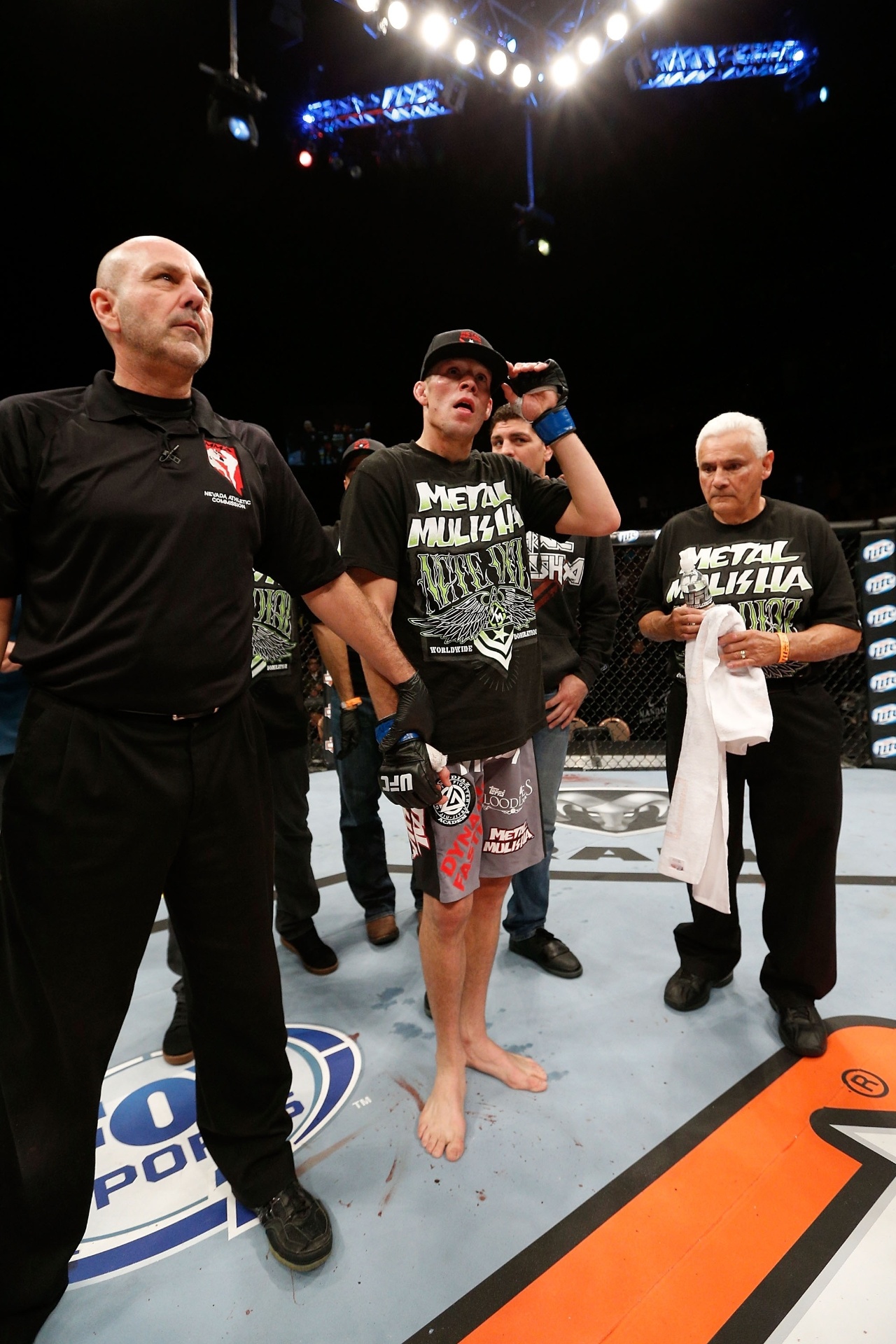 30.nov.2013 - Nate Diaz venceu Gray Maynmard, fechando a trilogia: agora, tem duas vitórias e uma derrota contra o rival - Josh Hedges/Zuffa LLC/Zuffa LLC via Getty Images