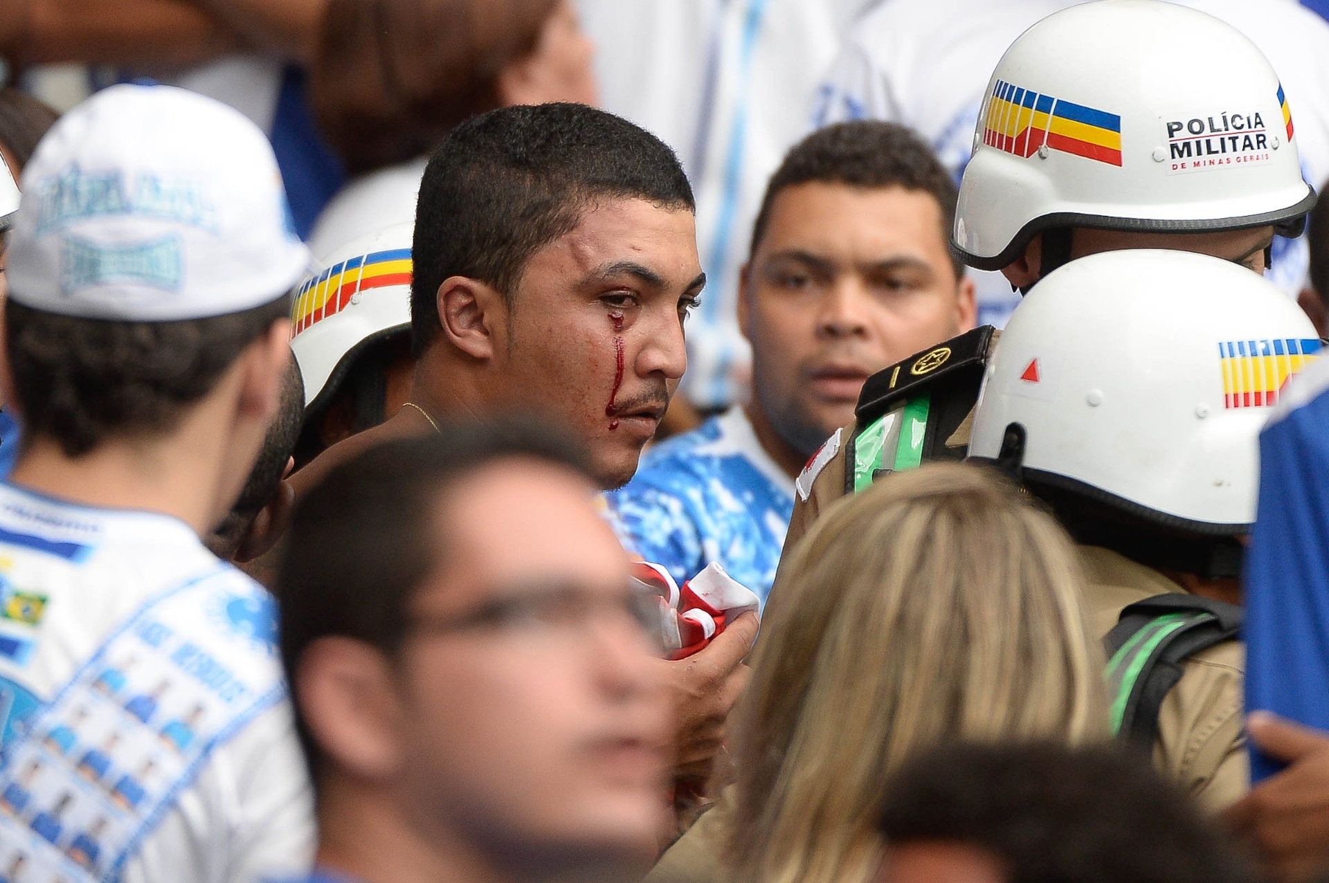 Apesar do clima de festa, torcida do Cruzeiro brigou. Um torcedor acabou ferido - Pedro Martins/Agif