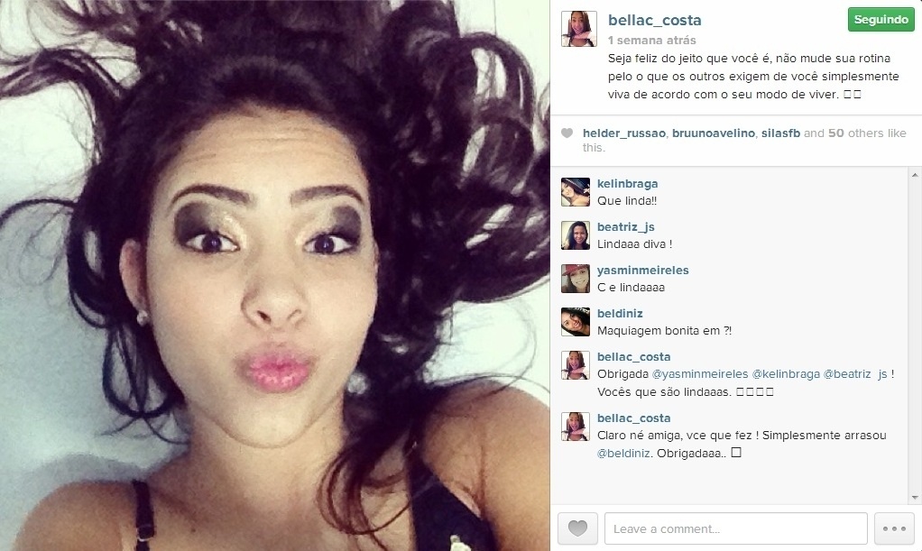A mineira Isabella Costa ganhou fama após a partida entre Bahia e Cruzeiro, neste domingo, no mineirão. Irmã do zagueiro Demerson, do Bahia, ela se exaltou na comemoração e acabou mostrando o sutiã - Reprodução/Instagram