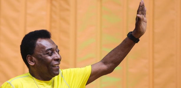 Pelé foi internado na semana passada com infecção urinária, controlada pelos médicos - AFP PHOTO / Miguel SCHINCARIOL