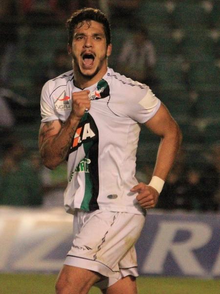 Éverton Santos, atacante do Figueirense e que está emprestado pela Ponte Preta - Luiz Henrique / site oficial do Figueirense