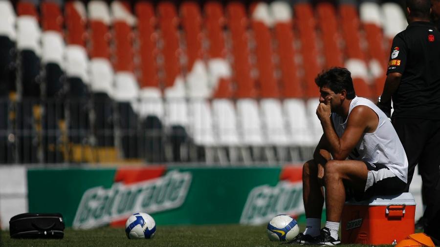 Renato Gaúcho, hoje no Grêmio, teve momentos intensos no Vasco no início de sua trajetória como treinador - RAFAEL ANDRADE