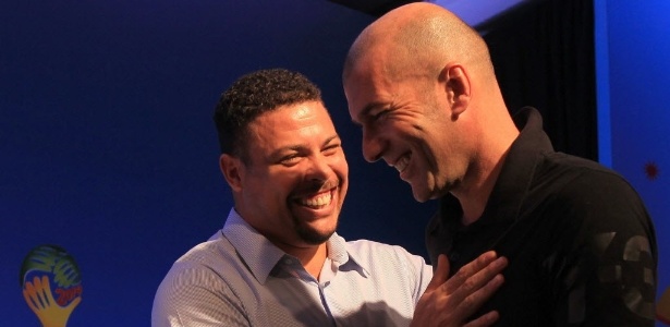 Ronaldo e o francês Zinedine Zidane serão as estrelas do próximo Jogo Contra a Pobreza - EFE/ Marcelo Sayão