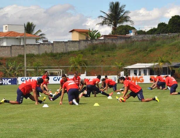 Seleção chilena utilizou a Toca da Raposa durante amistoso com o Brasil em abril (23/4/2013)