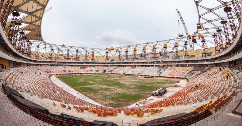 13.12.2013 - Governo federal divulgou imagens da obra da Arena da Amazônia, estádio de Manaus para a Copa