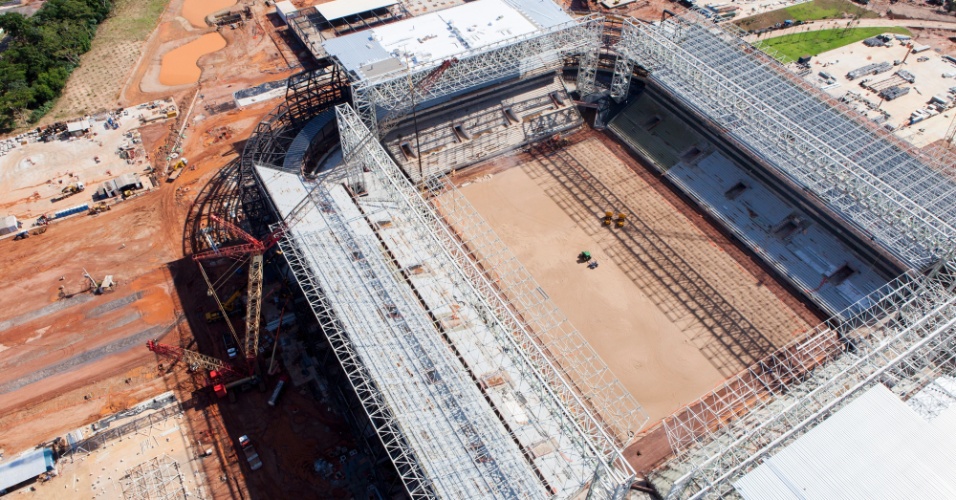 13.12.2013 - Governo federal divulgou imagens da obra da Arena Pantanal, estádio de Cuiabá para a Copa