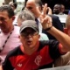 Torcedor do Flamengo protesta na porta do STJD durante julgamento da Portuguesa - Renan Rodrigues/UOL