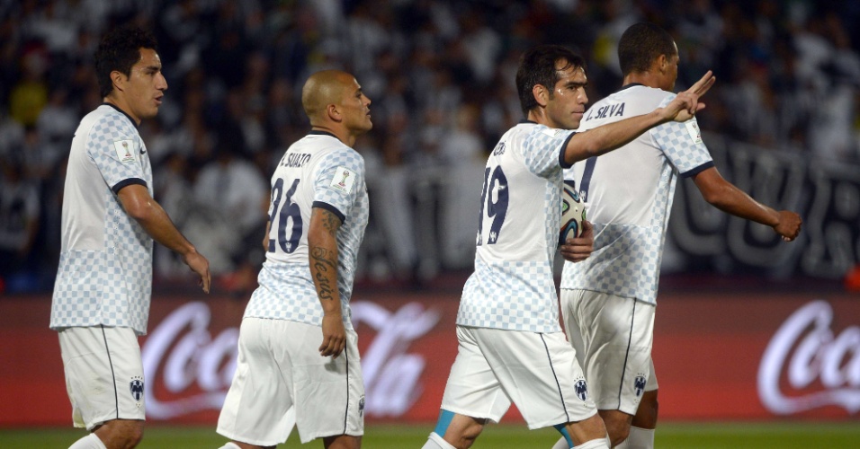 18. dez. 2013 - Atacante Cesar Delgado comemora seu segundo gol na partida entre Monterrey e Al Ahly