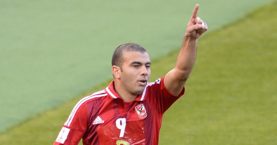 18. dez. 2013 - Atacante Emad Meteab comemora após marcar o gol do Al Ahly na partida contra o Monterrey