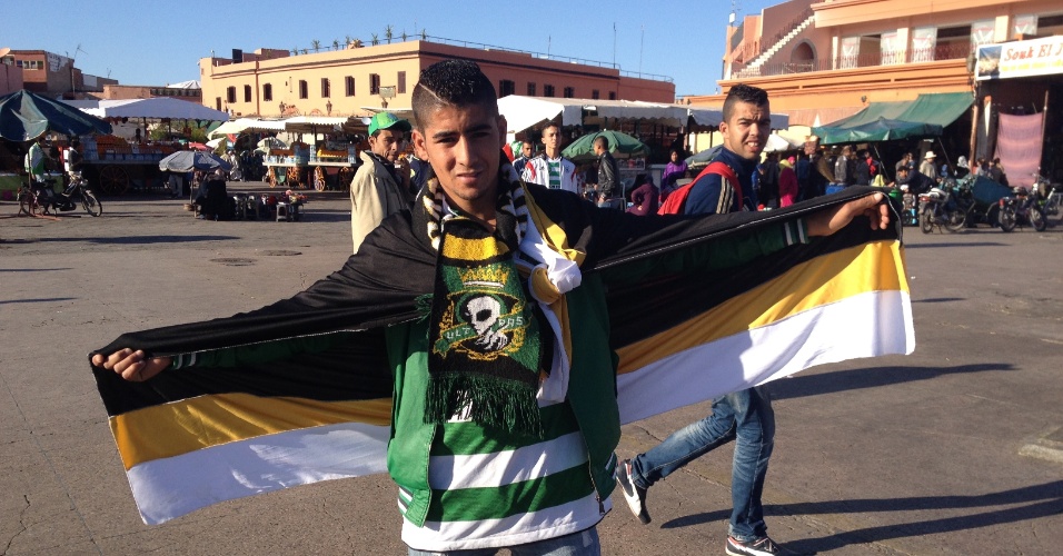 18. dez. 2013 - Torcedores de Atlético-MG e Raja Casablanca lotam praça Jemaa el Fna no centro de Marrakech