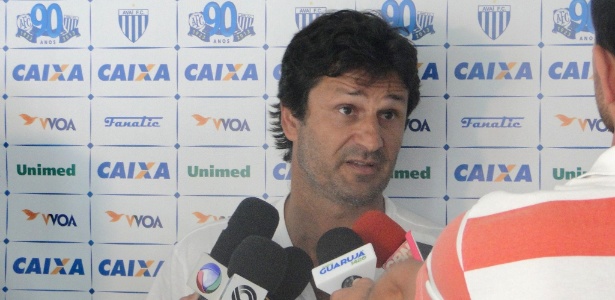 Chico Lins admite que o Avaí irá contratar um "homem de área" para a disputa da Série B - André Palma Ribeiro / site oficial do Avaí