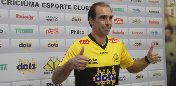 Paulo Baier foi apresentado e diz estar "mais feliz que o torcedor" em sua volta - Fernando Ribeiro / site oficial do Criciúma