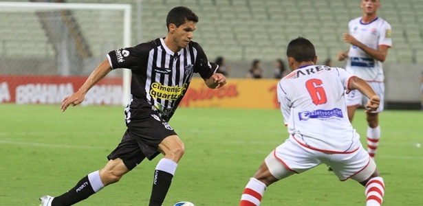 O atacante do Ceará Magno Alves, de 38 anos, está na mira do Fluminense - Site oficial do Ceará