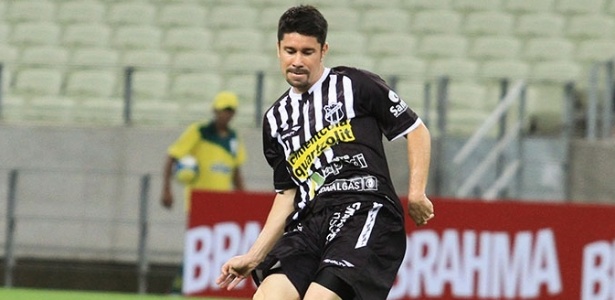 O meia Ricardinho poderá ficar fora do primeiro jogo da semifinal do Campeonato Cearense - Site oficial do Ceará