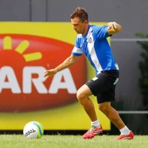 Montillo voltará a atuar como armador das jogadas do Santos com a chegada de Leandro Damião - undefined