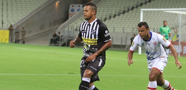 O atacante Bill deixou o campo e marcou dois gols no clássico de domingo - Site oficial do Ceará