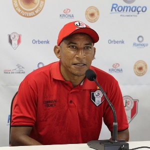 Hemerson Maria, técnico do Joinville, concede entrevista coletiva - Divulgação / site oficial do Joinville