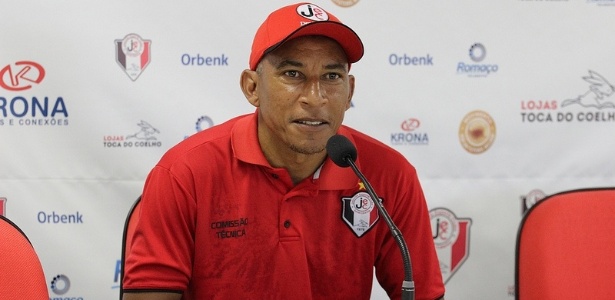 Hemerson Maria promete não ficará "sentado" na vantagem na final do Catarinense - Divulgação / site oficial do Joinville