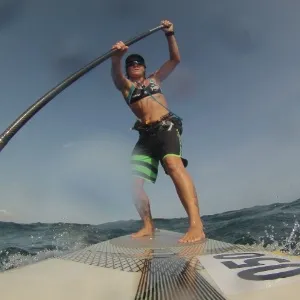 A campeã brasileira Barbara Brazil mostrando sua raça nas competições - Roberta Borsari/Arquivo Pessoal