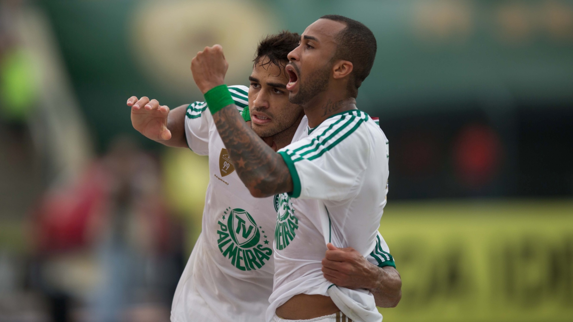 Empresário de ex-Palmeiras cobra R$ 8 milhões do clube