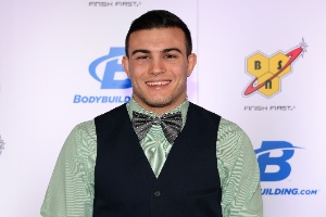 Nick Newell escolheu a gravata borboleta para sua presença no Oscar do MMA - Getty Images