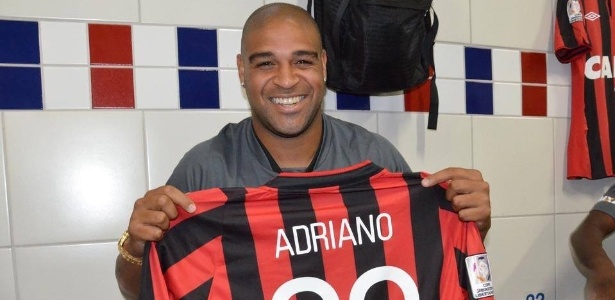Adriano está sem clube desde abril, quando deixou o Atlético-PR - Reprodução/Facebook Atlético-PR