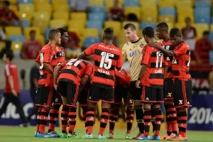 Flamengo avalia usar elenco principal no Carioca a partir de jogo contra o  Madureira