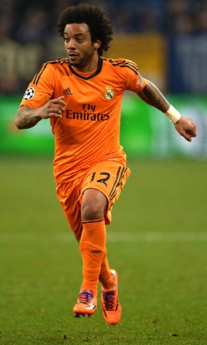 26.fev.2014 - Lateral esquerdo Marcelo foi titular do Real Madrid na goleada por 6 a 1 sobre o Galatasaray, na Turquia, pelas oitavas da Liga dos Campeões